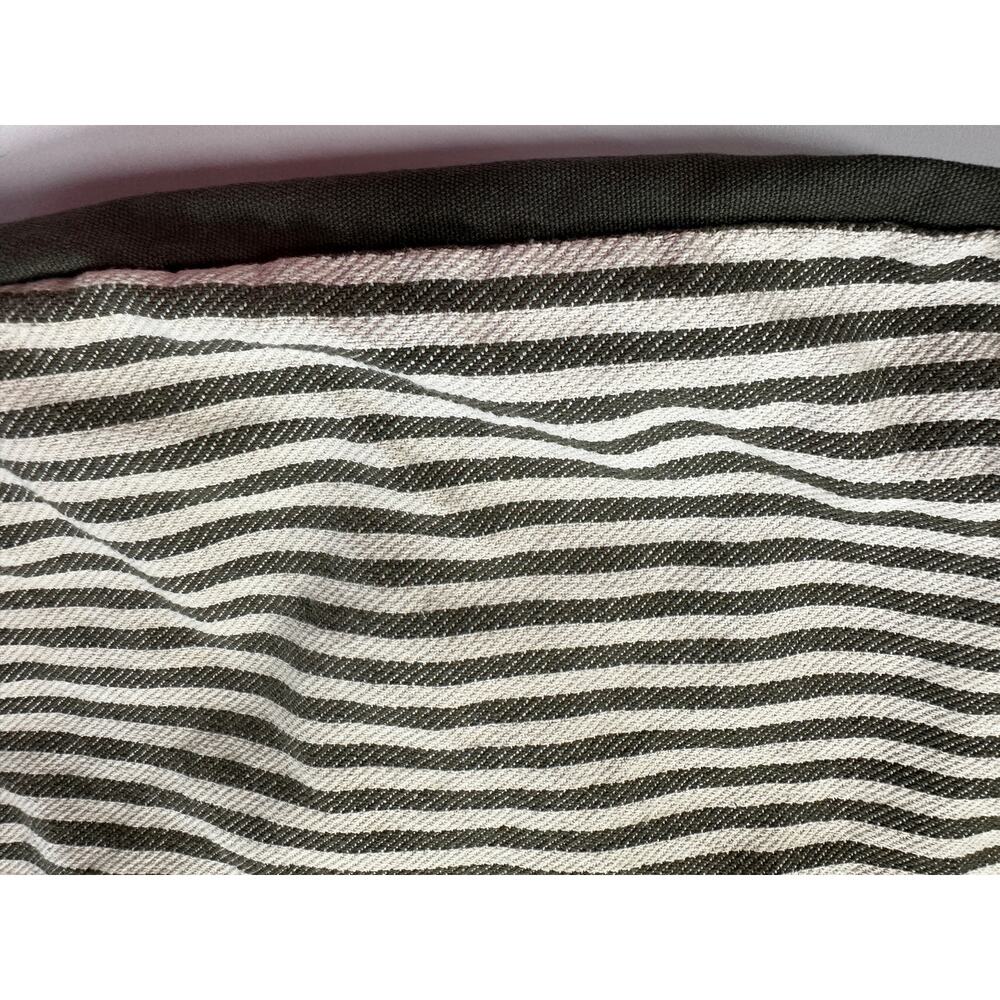 Thirty One Retro Metro Hobo Crossbody Shoulder Sling Purse Striped Bag - Picture 3 of 8